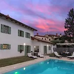 Casa vacanze Amazing In With Sauna *
