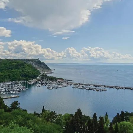 度假居 Lovely In With Sauna