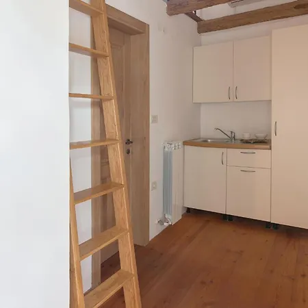 度假居 Lovely In With Sauna Kojsko