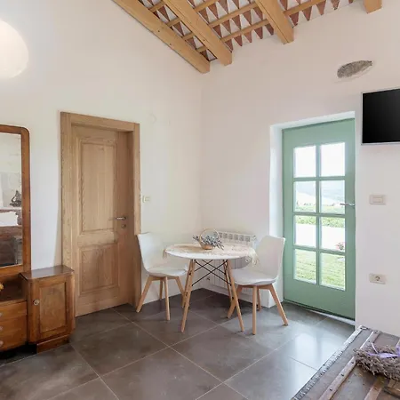 Lovely In With Sauna Σπίτι διακοπών Kojsko